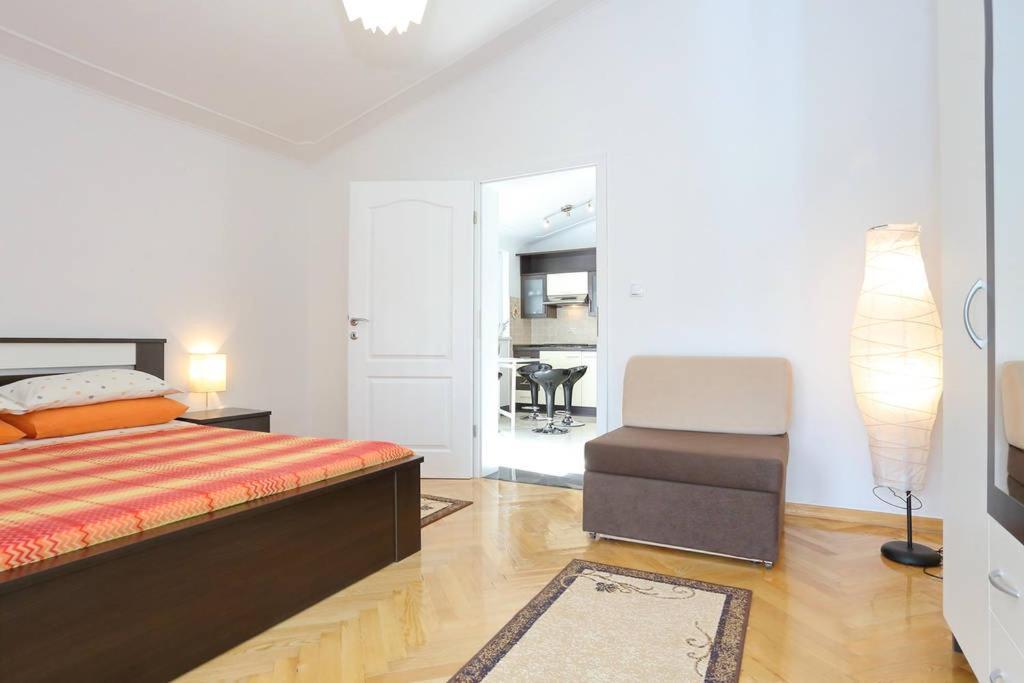 Apartmani Mlinar Gornji Karin Bagian luar foto